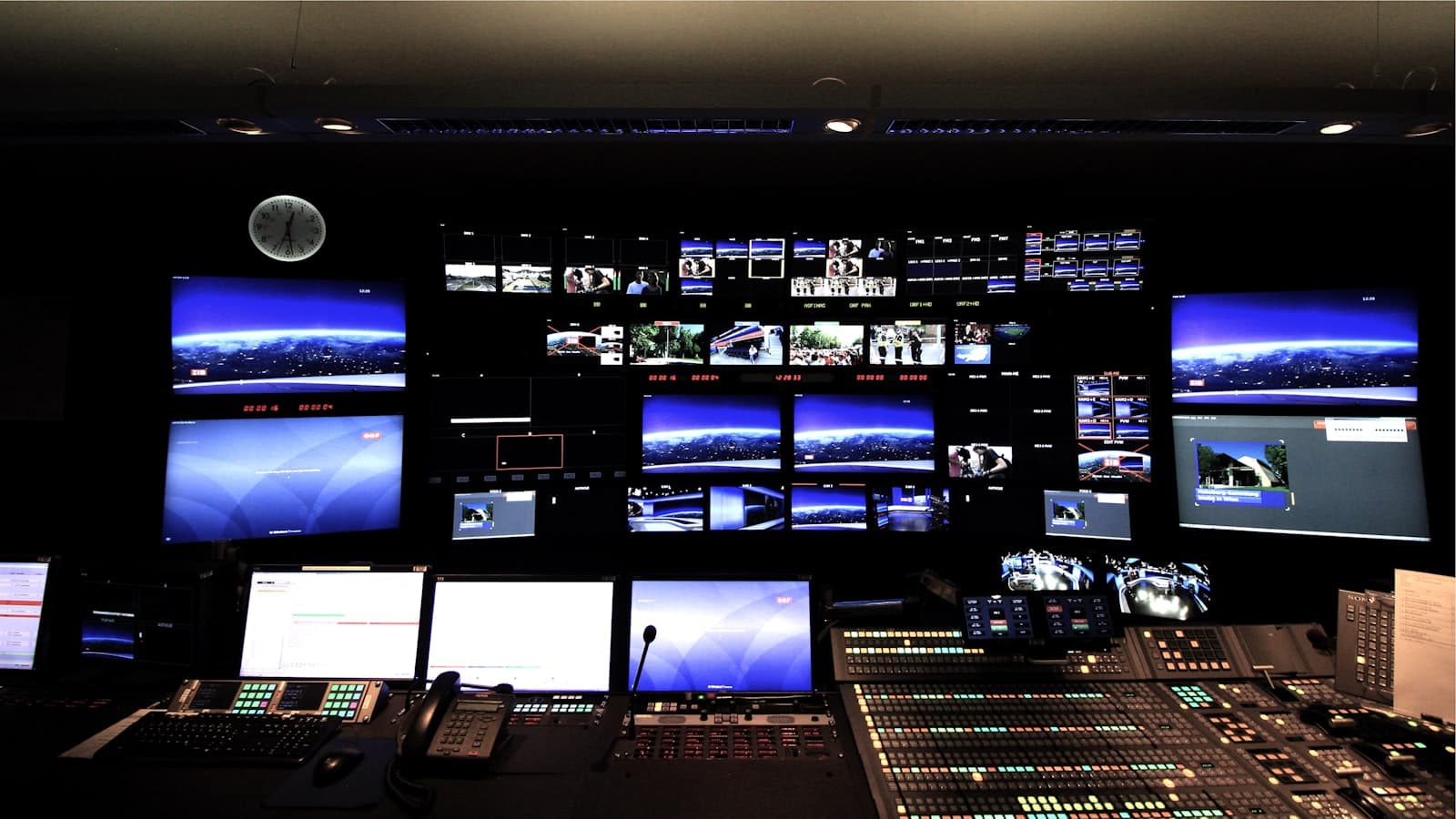 Observability in Production: CloudWatch, OpenTelemetry, and Grafana